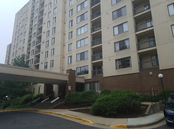 Sentinel Of Landmark Apartments - Alexandria, VA