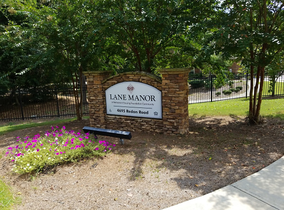 Lane Manor Apartments - Stone Mountain, GA