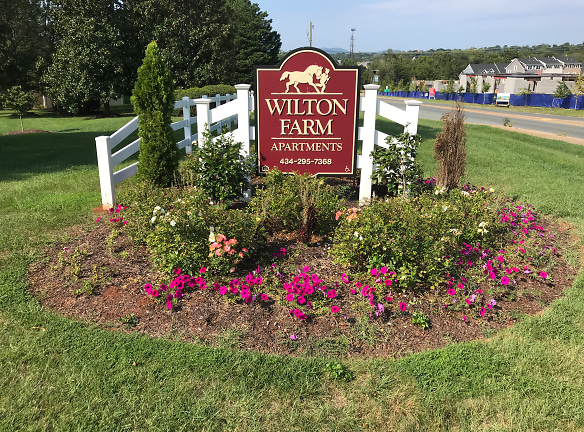 Wilton Farm Apartments - Charlottesville, VA