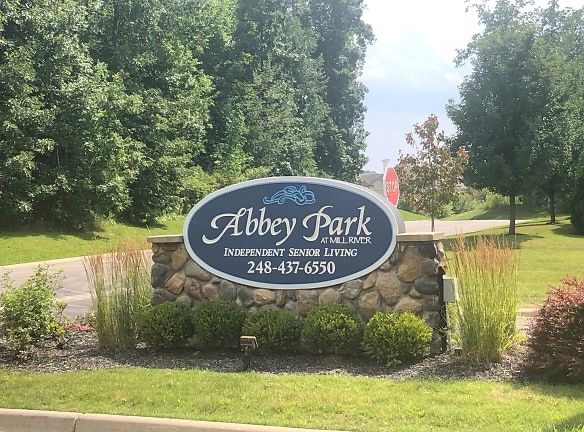 Abbey Park At Mill River Apartments - New Hudson, MI