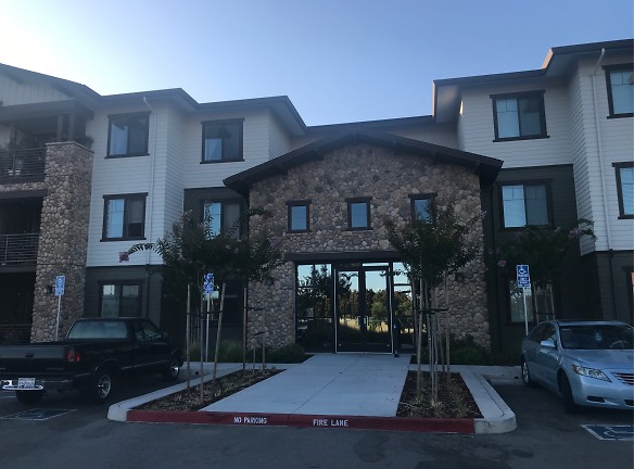 The Huntington Apartments - Morgan Hill, CA