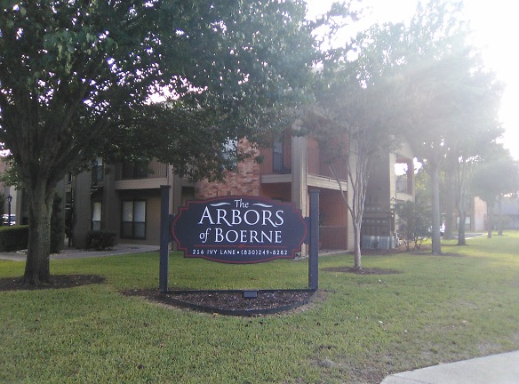 Arbors Of Boerne Apartments - Boerne, TX