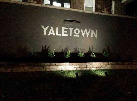 Yaletown Apartments - Kansas City, MO