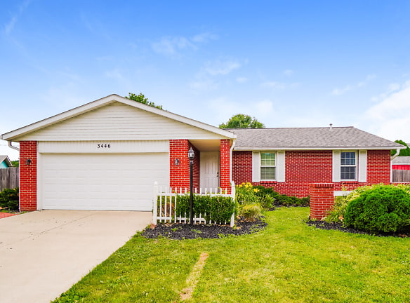 3446 Taco Ct - Canal Winchester, OH