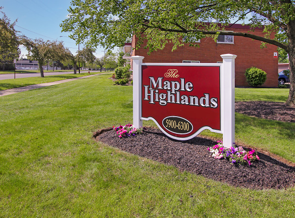 Maple Highlands Apartments - Maple Heights, OH