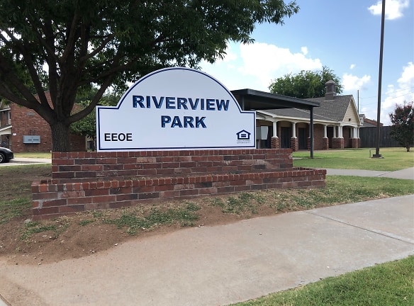 Riverview Park Apartments - Tulsa, OK