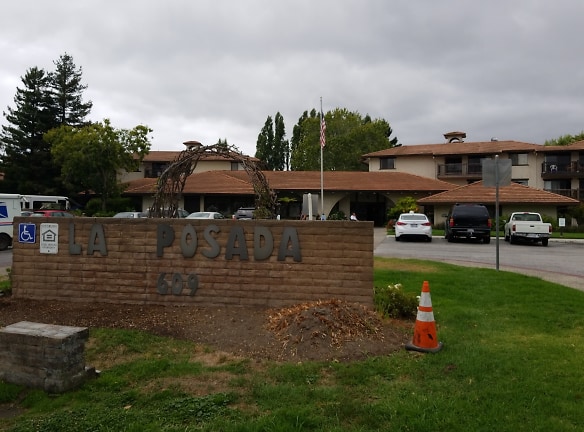 La Posada Retirement Community Apartments - Santa Cruz, CA