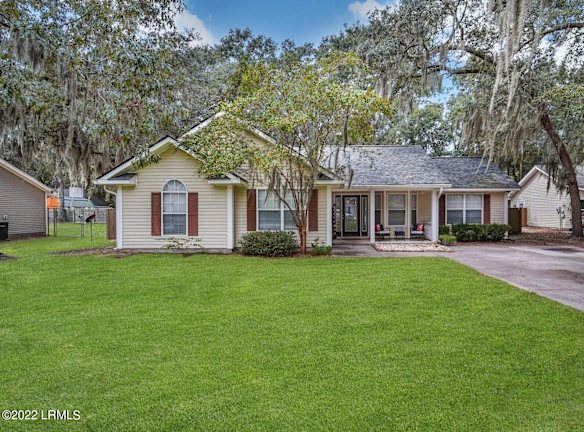 5 Folson Ct - Beaufort, SC