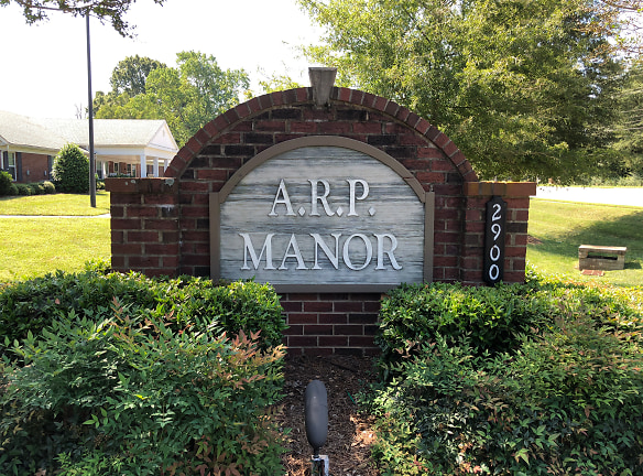 Arp Manor Apartments - Gastonia, NC