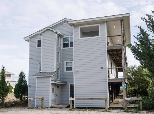 129 S Lumina Ave unit Middle - Wrightsville Beach, NC