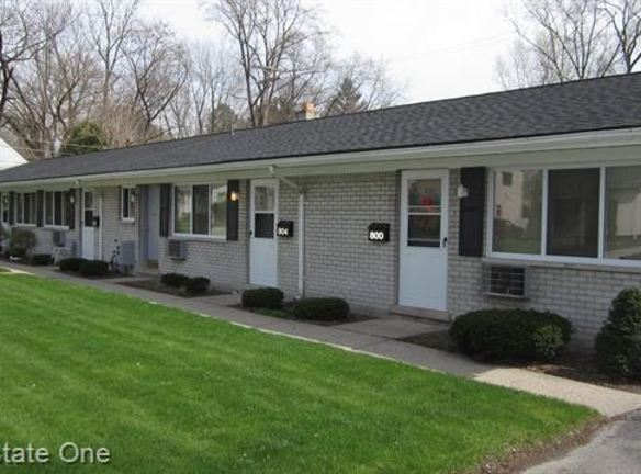 816 Goodale Ave - Clawson, MI