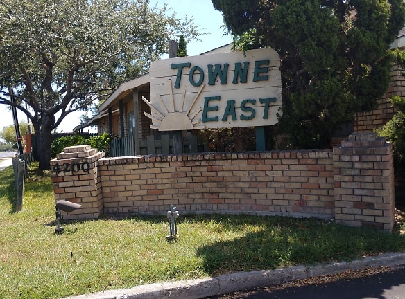 Towne East Apartments - Brownsville, TX