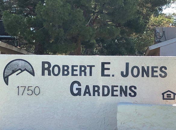 Jones Garden Apartments - Las Vegas, NV