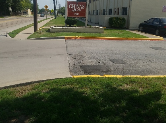 Chivas West Apartments - Irving, TX