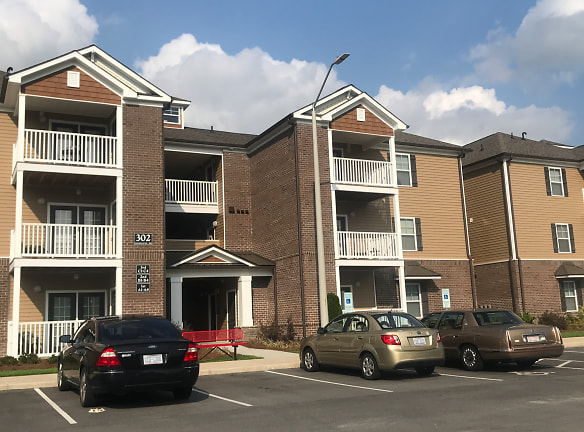 Lochstone Apartments - Goldsboro, NC