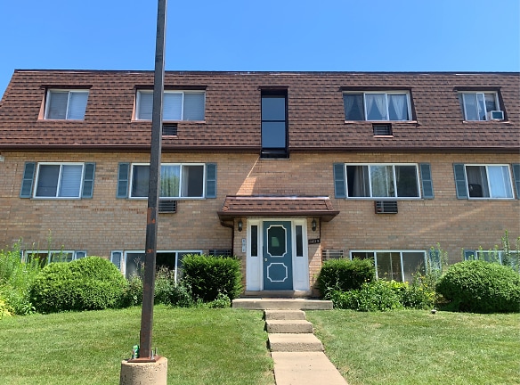 Long Valley Apartments - Palatine, IL