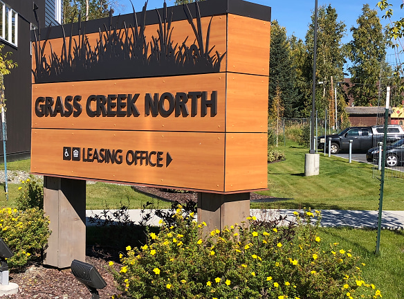Grass Creek North I Townhomes Apartments - Anchorage, AK