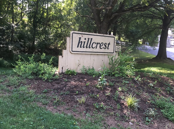 Hillcrest Apartments - Lynchburg, VA