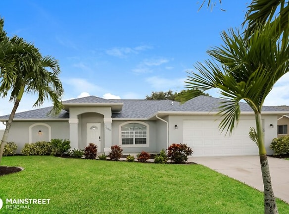 2605 Shelby Pkwy - Cape Coral, FL