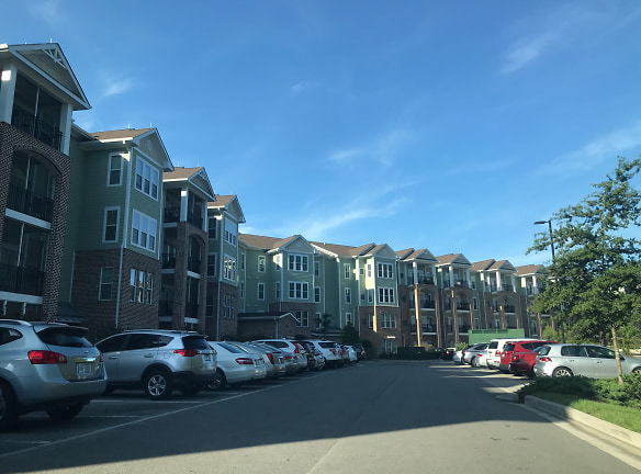 Cambridge Village Of Wilmington Senior Facility Apartments - Wilmington, NC