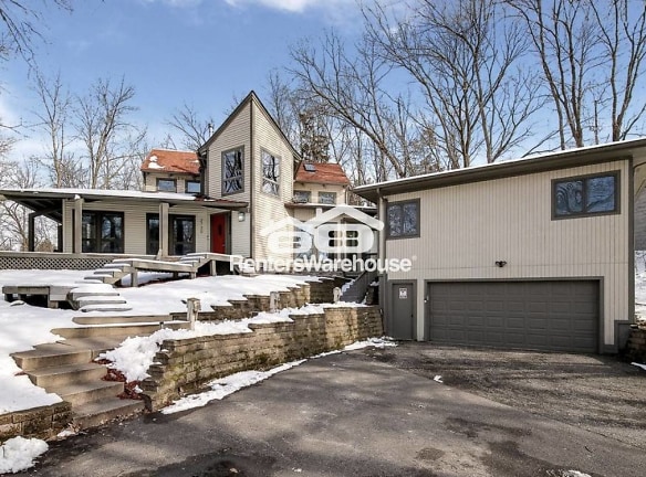2730 Orchard Ln - Excelsior, MN