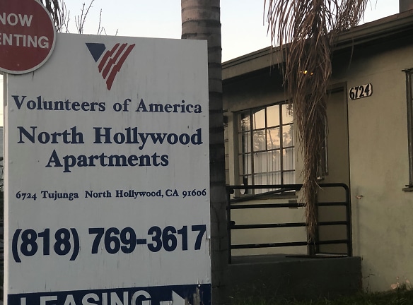 North Hollywood Apartments - North Hollywood, CA