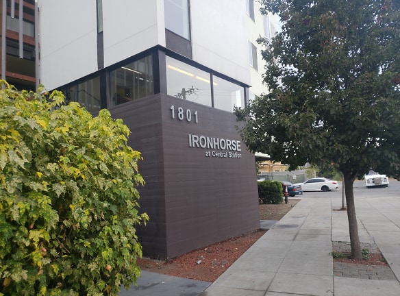 Ironhorse At Central Station Apartments - Oakland, CA