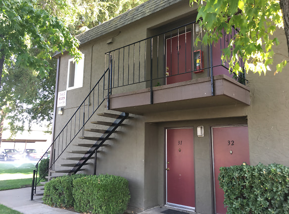 Mulberry Estates Apartments - Sacramento, CA
