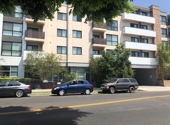 Santamonica At Federal Apartments - Los Angeles, CA