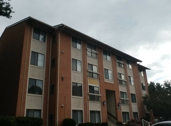 The Elms At Old Mill Apartments - Millersville, MD
