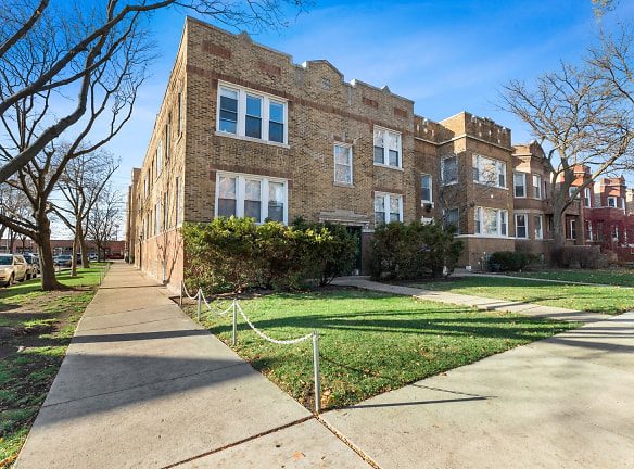 3400 N Harding Ave GARDEN Apartments - Chicago, IL