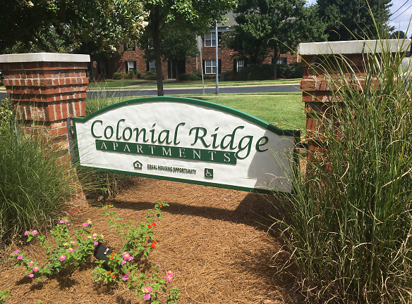 Colonial Ridge Apartments - Mooresville, NC