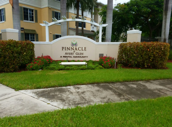 Pinnacle At Avery Glen Apartments - Sunrise, FL