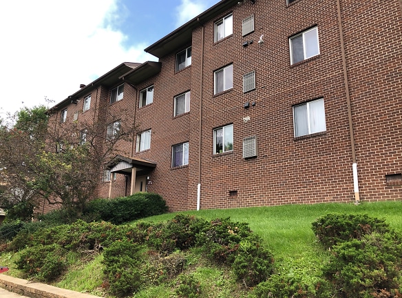 Laurel Village Apartments - Somerset, PA