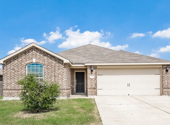 6116 Spring Ranch Dr - Fort Worth, TX