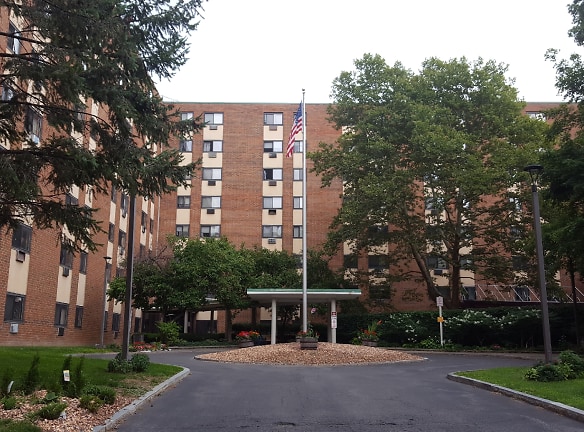 McCarthy Manor Apartments - Syracuse, NY