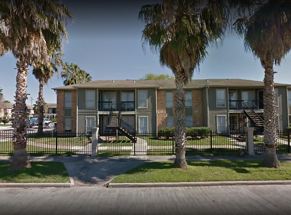 Villa Brazos Apartments - Freeport, TX