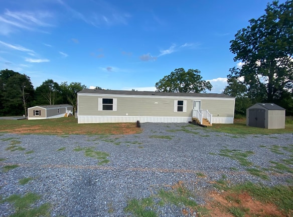 207 Esther Ct - Kingstown, NC