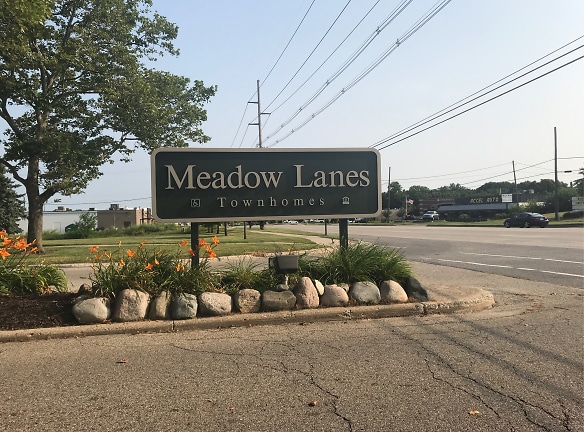 Meadowlanes Townhomes Apartments - Holland, MI