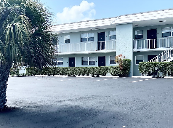 Sabal Palms Apartment Homes - Boca Raton, FL