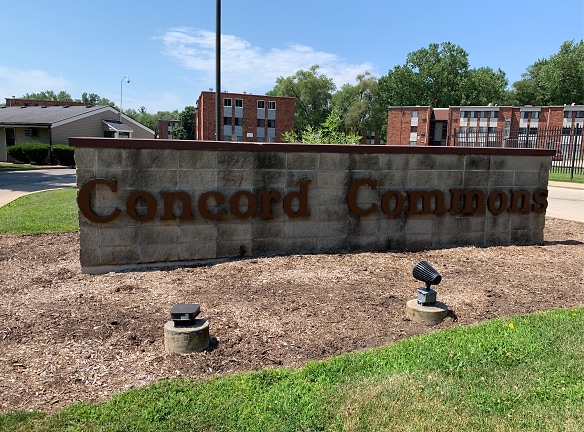 Concord Commons Apartments - Rockford, IL