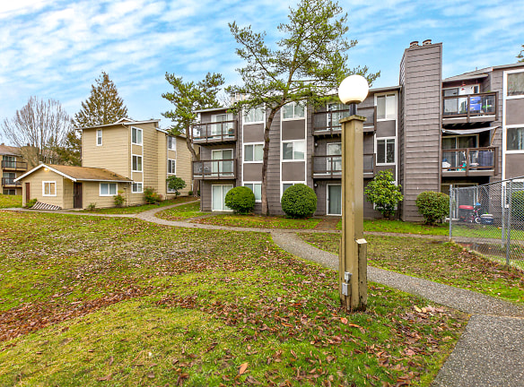 Hillcrest Estates Apartments - Everett, WA