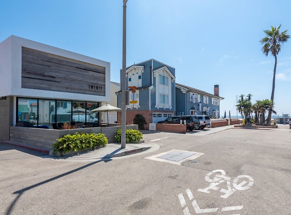 R20 Apartments - Hermosa Beach, CA