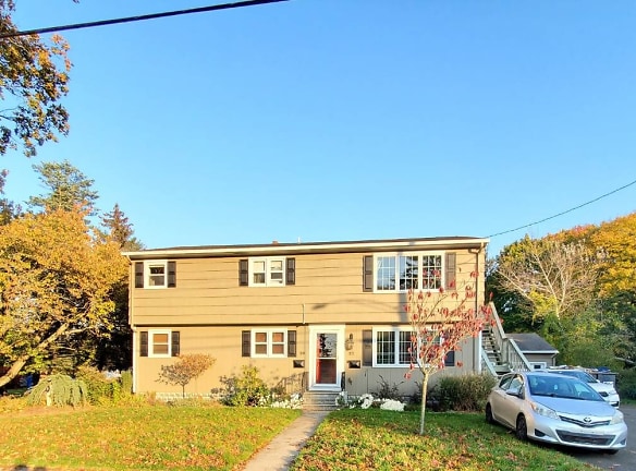 25 Clark Ave - East Haven, CT