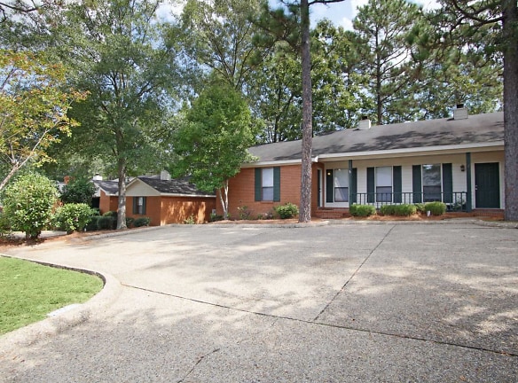 Woodshire Duplexes And Townhomes Apartments - Hattiesburg, MS
