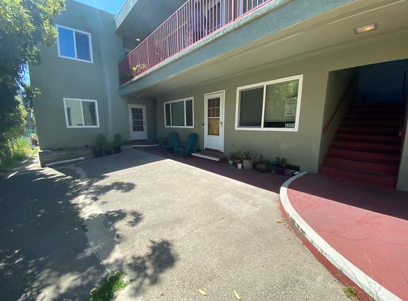 2910F Apartments - Berkeley, CA
