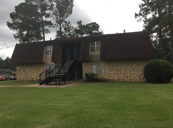 Twin Pines Apartments - Mccomb, MS