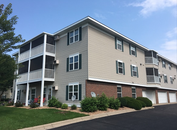 Meadowlawn Village Apartments - Sartell, MN