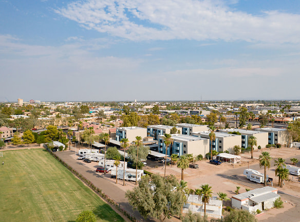 Beautifully Renovated Community Located In Mesa, AZ Apartments - Mesa, AZ