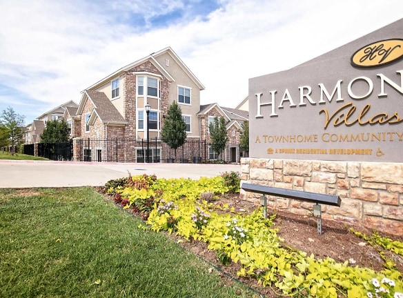 Harmon Villas - Fort Worth, TX
